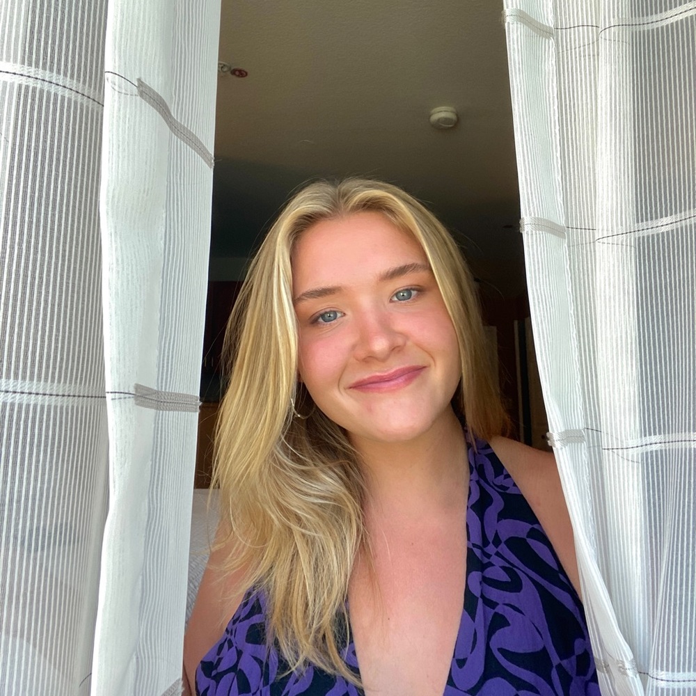 Meet your Posher, Alex